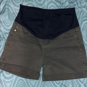 Liverpool Jeans Company maternity shorts